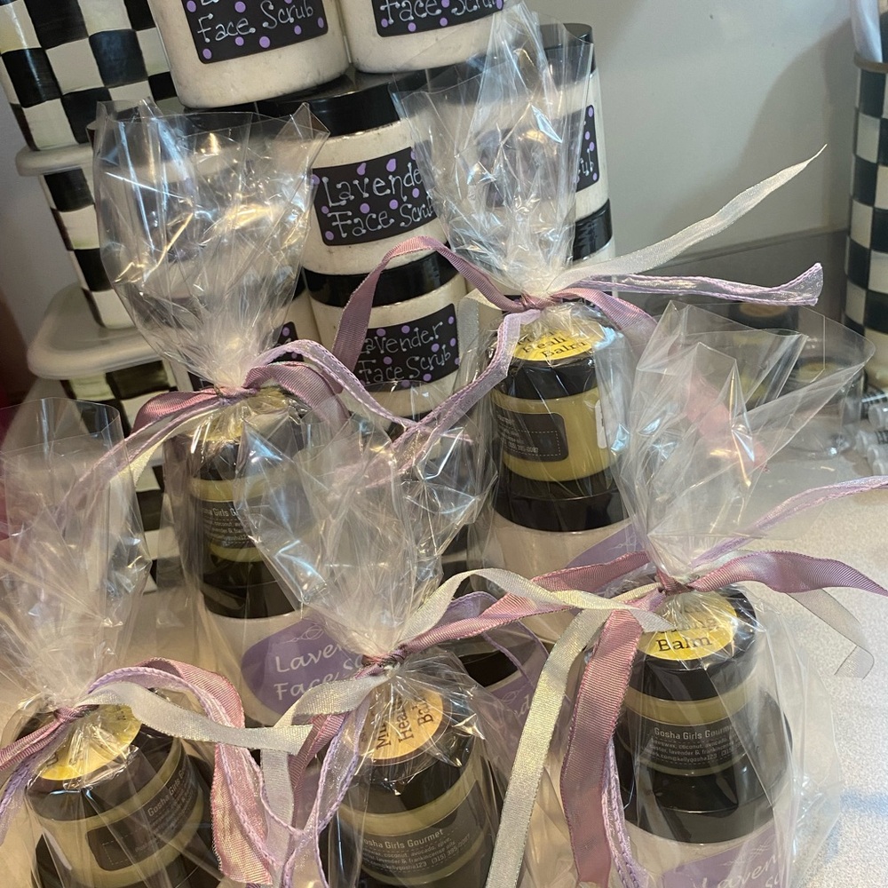 🥰👑🛍️  GIFT SET— BIRTHDAY 🎂, Thank you, Bridesmaids